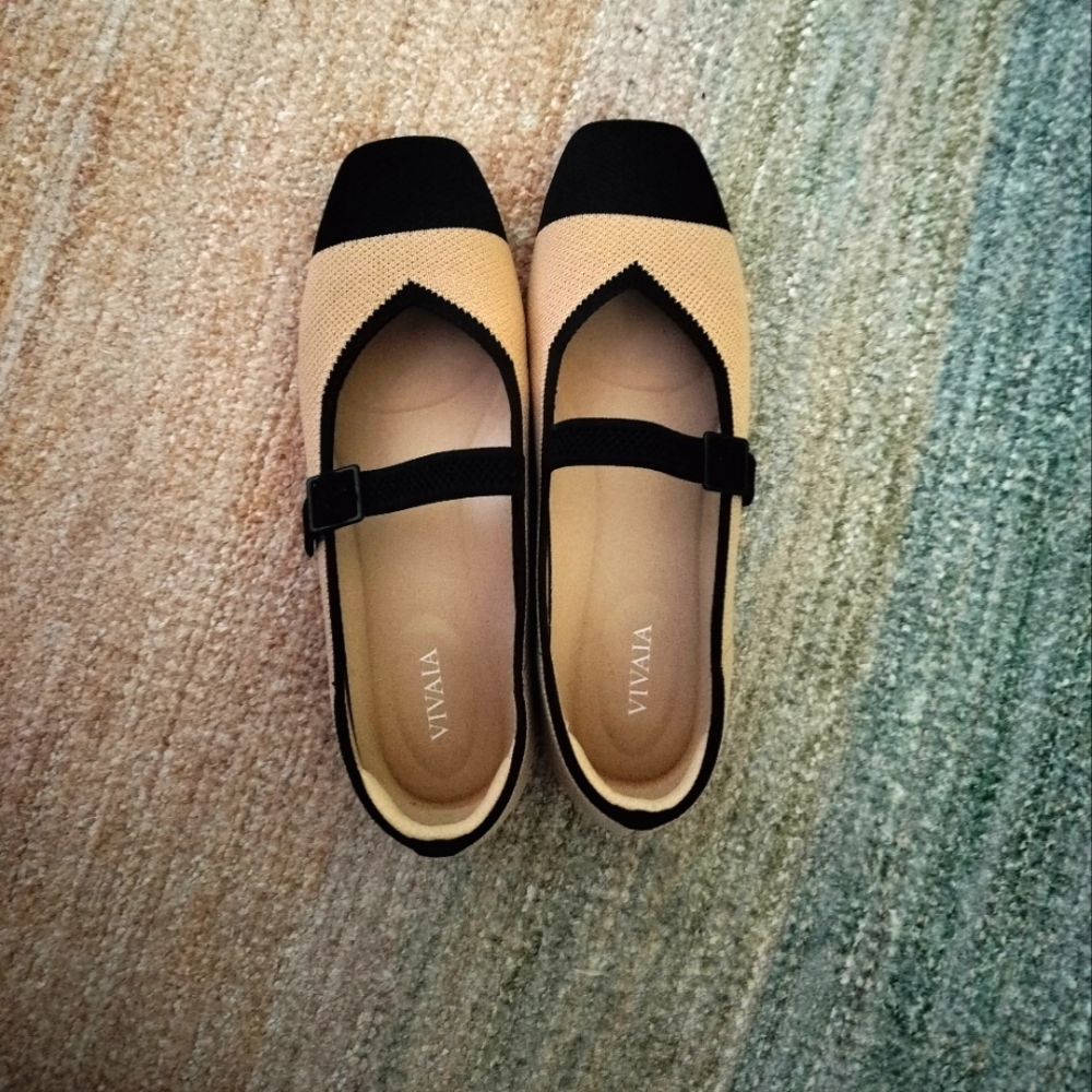 Vivaia Margot Mary jane nude peach and black size  7-7.5 38